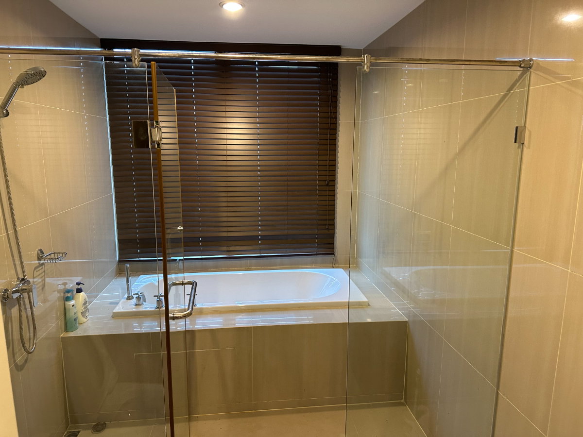รูป ขายคอนโดหรูใจกลางเมือง Villa Asoke ชั้น 41 เนื้อที่ 125.42 ตร.ม. ราคาขาย 20M - รูปที่ 8/10