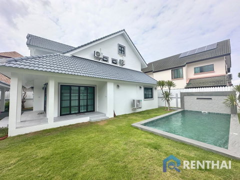 บ้านเดี่ยวขนาดใหญ่ในโครงการ Central Park 5 Pattaya