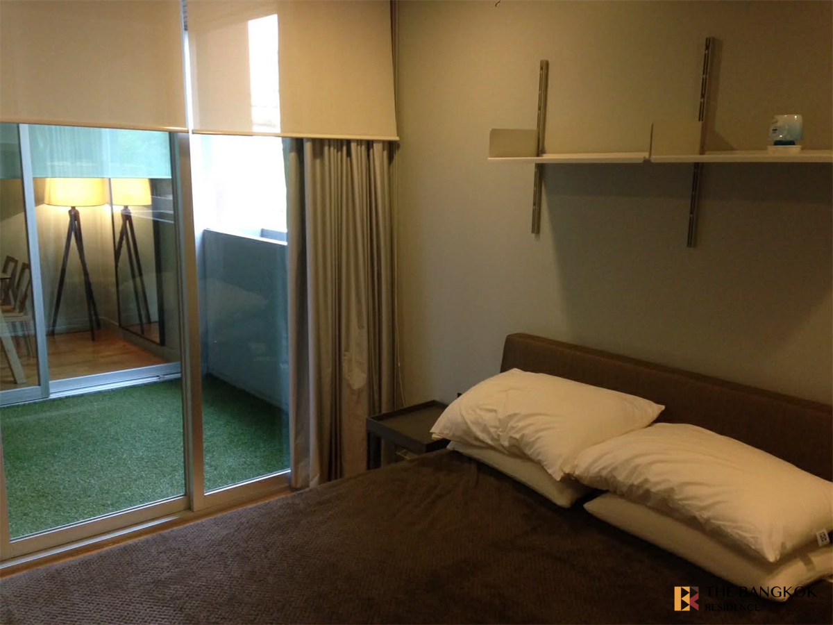 picture Quad Silom near BTS Sala Daeng Special price, hurry before it’s gone - 10/10