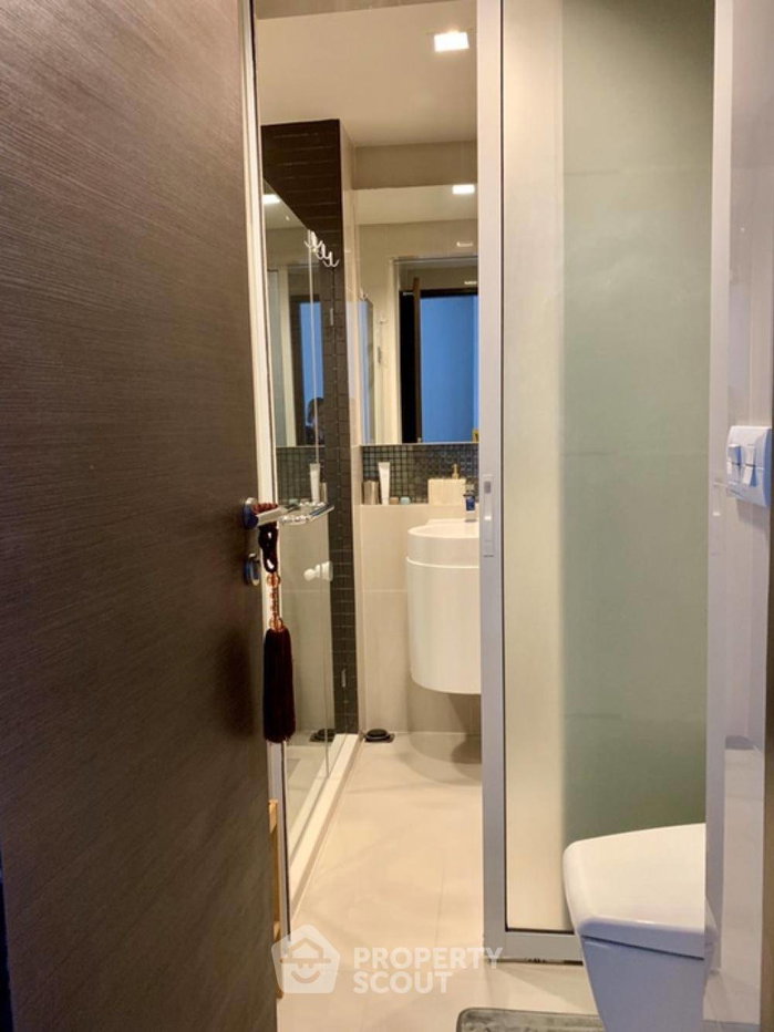 รูป คอนโด 1-ห้องนอน ที่ ริธึ่ม สาทร ใกล้ BTS สะพานตากสิน (ID 626142) - รูปที่ 9/10