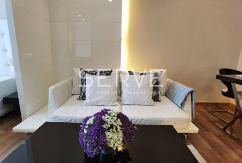 Studio  Large Room Fully furnished  Good Location Close To MRT Thailand Cultural Centre Station  @  IVY Ampio