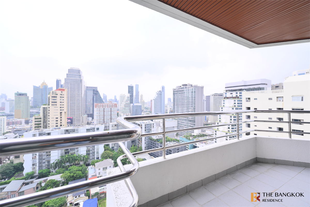 picture Lake Avenue Elevate Comfort at an Unbeatable Price - 8/10