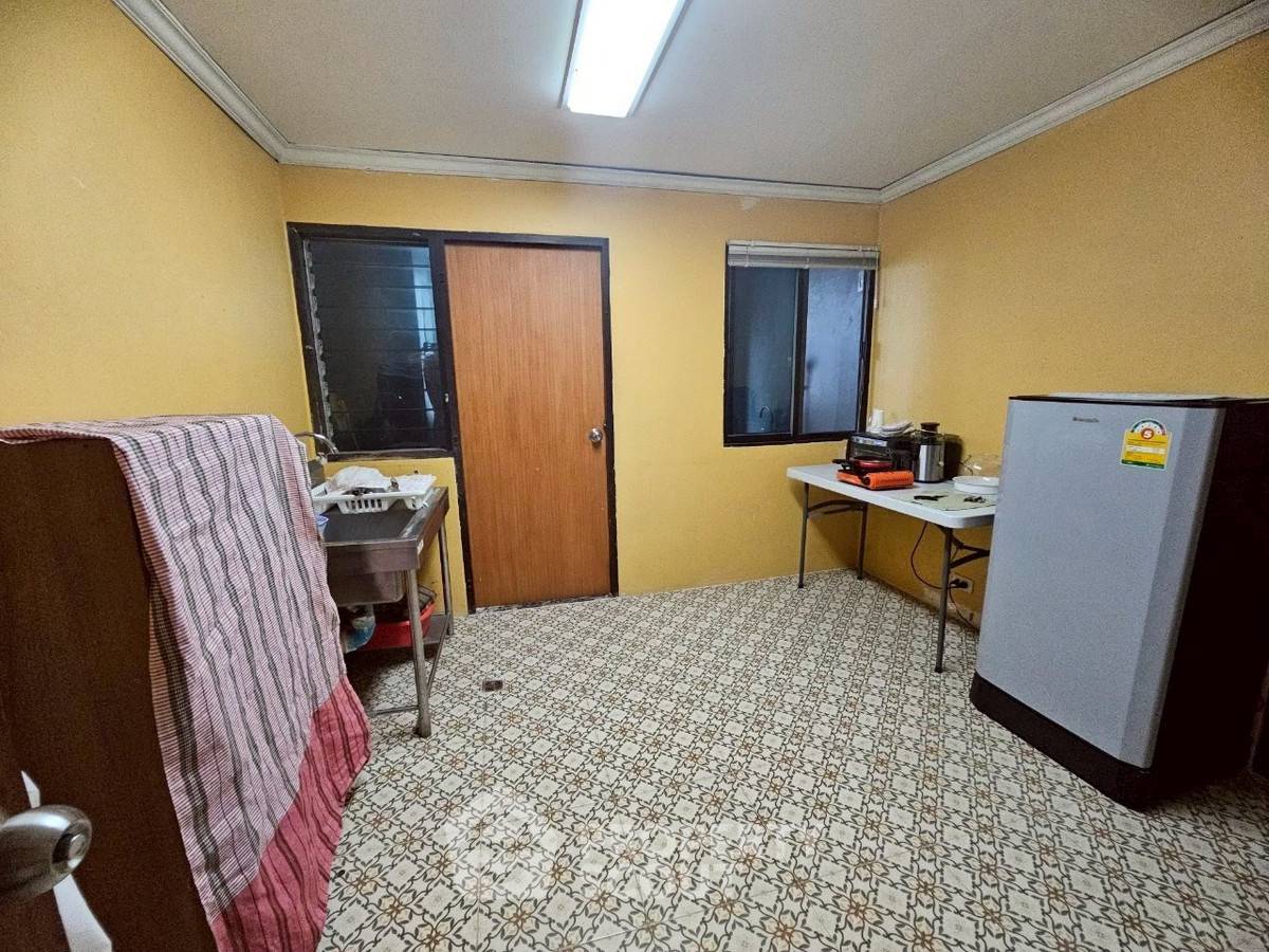 รูป คอนโด 3-ห้องนอน ที่ บ้านพร้อมพงษ์ ใกล้ MRT เพชรบุรี (ID 2422545) - รูปที่ 11/13