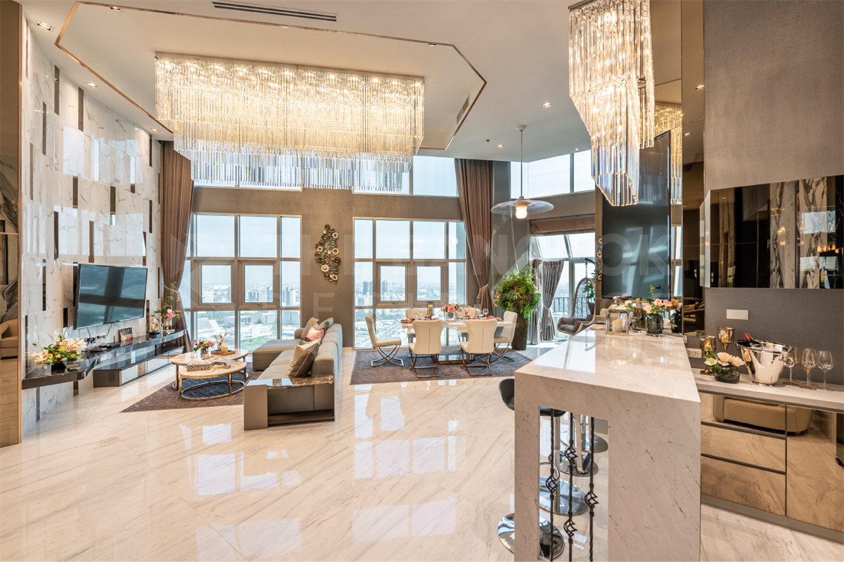 รูป คอนโด Luxury ราคาพิเศษ เบ็ล อเวนิว 1 ใกล้ MRT สถานีพระราม 9 - รูปที่ 2/10