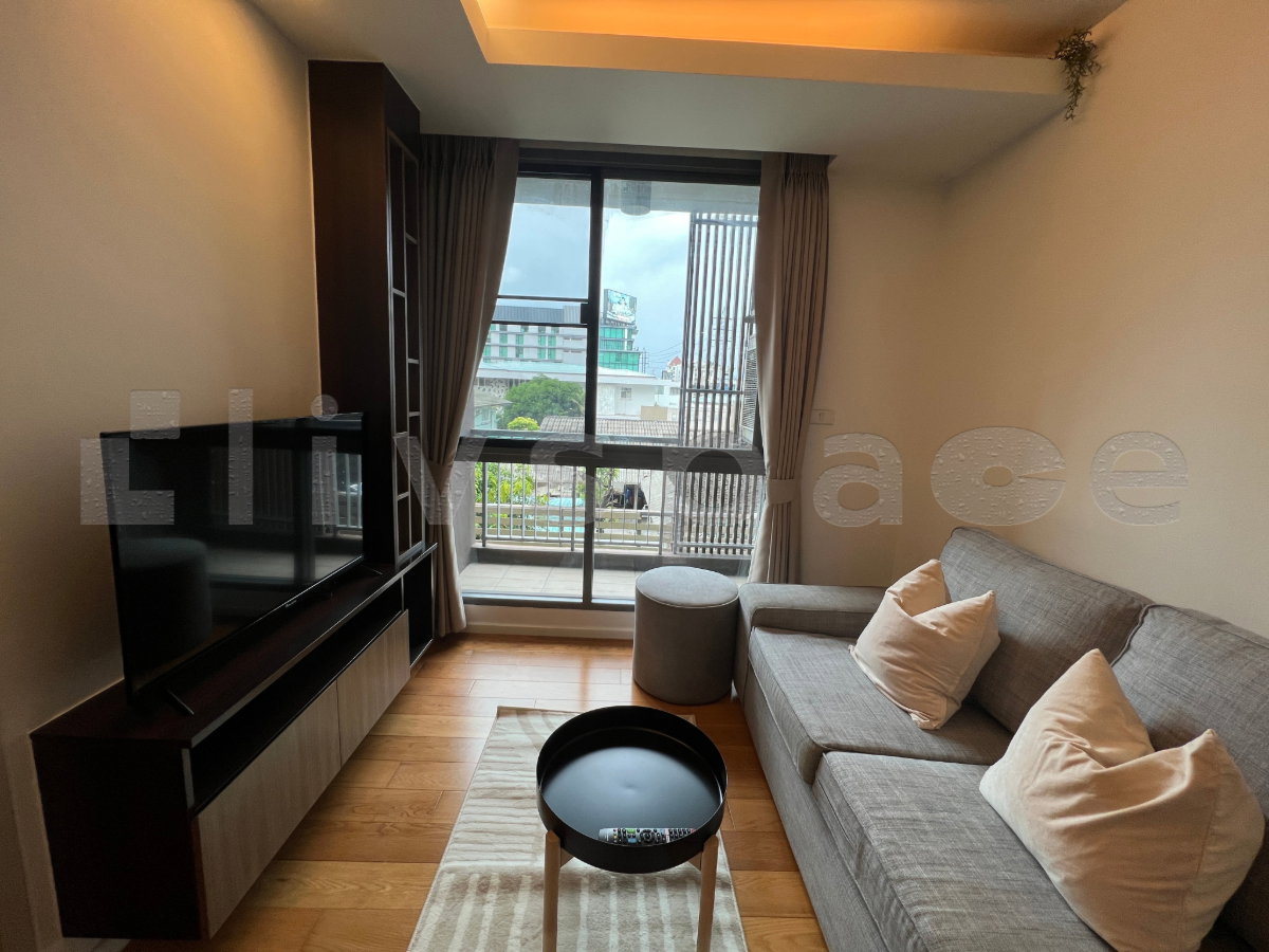 รูป ▚ LH185ツ ขาย: Focus Ploenchit 1BR 32.91sqm. 4.55M ✨ ห้องขาย เฟอร์ครบ ทิศไม่ร้อน ราคาดี ทำเลเพลินจิต 🏙️ - รูปที่ 1/10