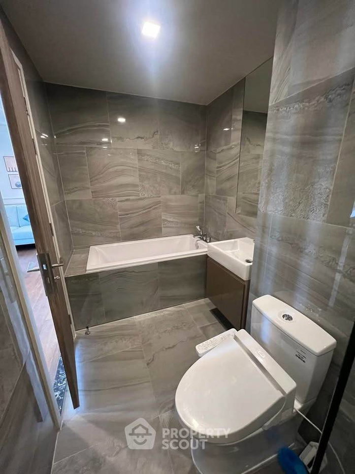 รูป คอนโด 2-ห้องนอน ที่ ไอดีโอ คิว สุขุมวิท 36 ใกล้ BTS ทองหล่อ (ID 2589619) - รูปที่ 6/8