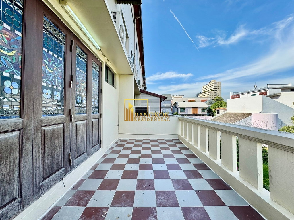 รูป Baan Suan Kasemsuwan | Impressive 3 Bed Townhouse For Rent - BR8860TH - รูปที่ 17/44