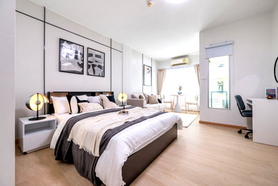 Condos for sale : Room for Sell A space Sukhumvit 77 (Sri-nut Station) 
