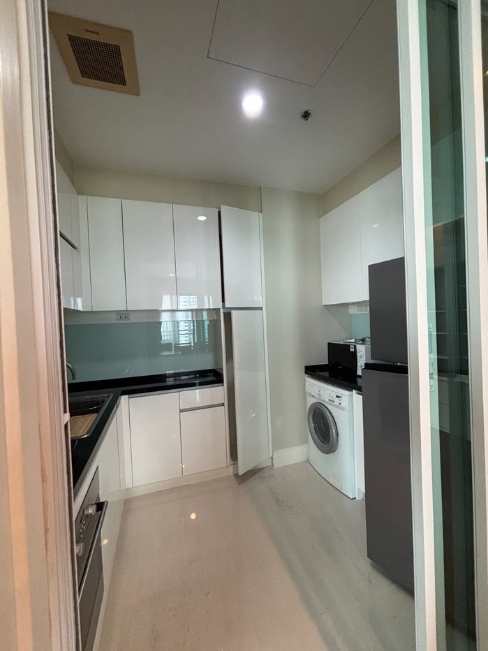 รูป 🔥ให้เช่า Bright Sukhumvit 24 ห้องสวยพร้อมอ่างอาบน้ำ ลัคชูรี่สุดๆ ชั้นสูง วิวเมือง ราคาดีมาก 💗 | Code DS2400 Line : @Dstay - รูปที่ 7/10