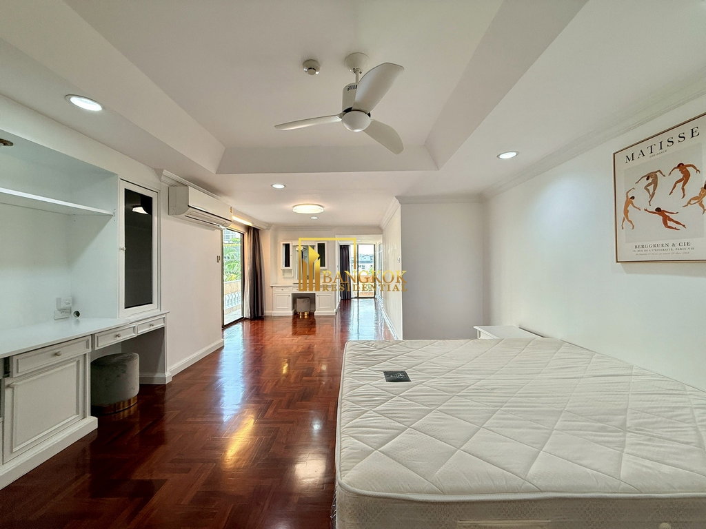 รูป Elegant 4 Bedroom Penthouse Apartment in Phrom Phong - BR20104AP - รูปที่ 43/61