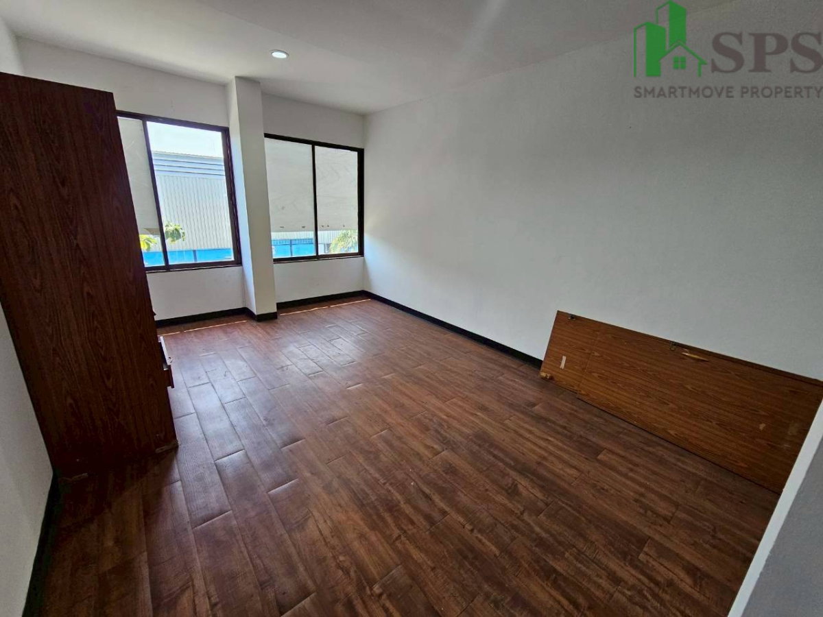 รูป โกดังให้เช่า ขนาด 900 ตารางเมตร ลาดกระบัง (SPSAD3798) - รูปที่ 13/20