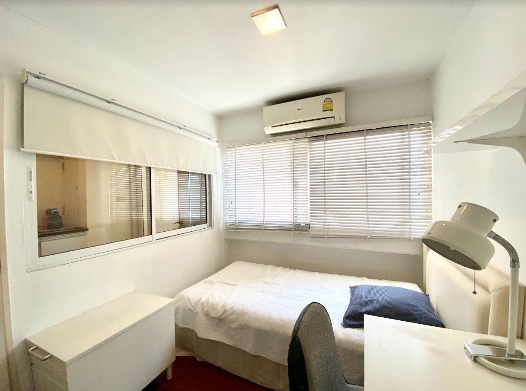 รูป LTHC7355– Sukhumvit Casa FOR SALE 3 beds 3 baths size 210 Sq.M.Near BTS Asok station ONLY 18.5 MB - รูปที่ 7/8