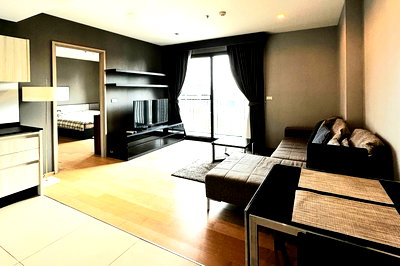 คอนโดให้เช่า : 🔥เช่าด่วน !! HQ Thonglor, 1 ห้องนอน, 1 ห้องน้ำ, ห้องไซส์ใหญ่, ชั้นสูง 29++, ห้องมุม !!🔥Code C20240100817 แต่งครบ, พร้อมเข้าอยู่📣📣