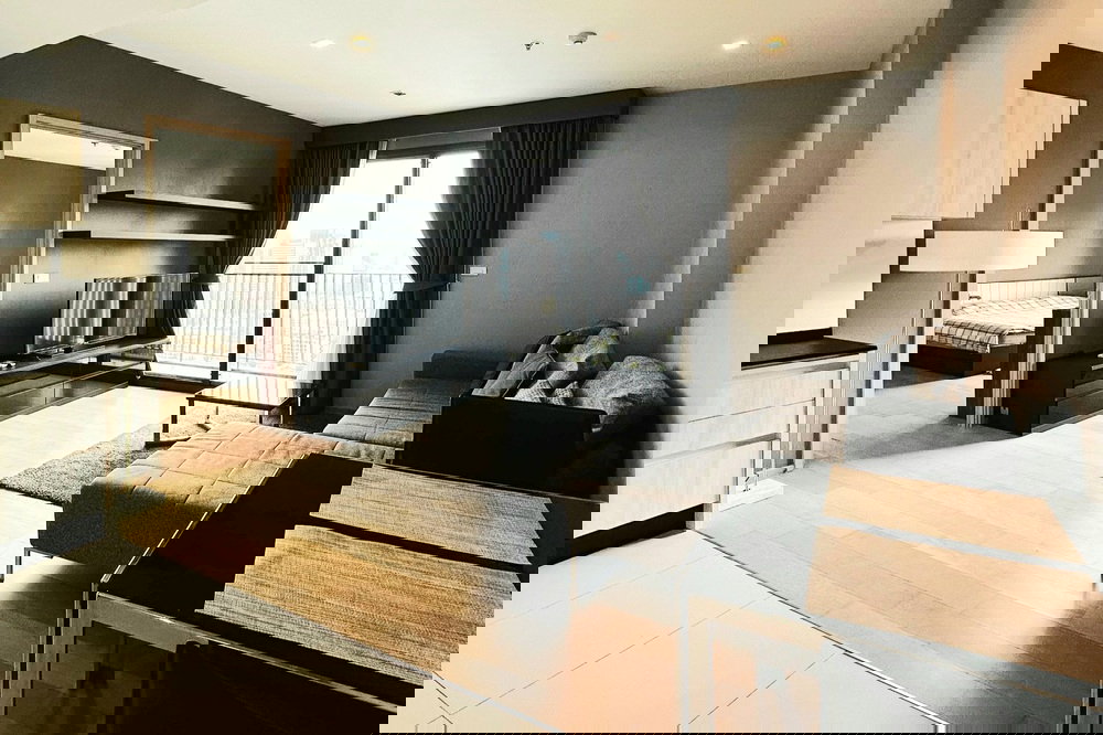 รูป 🔥เช่าด่วน !! HQ Thonglor, 1 ห้องนอน, 1 ห้องน้ำ, ห้องไซส์ใหญ่, ชั้นสูง 29++, ห้องมุม !!🔥Code C20240100817 แต่งครบ, พร้อมเข้าอยู่📣📣 - รูปที่ 1/8