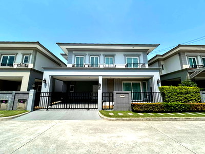 เช่าบ้านเดี่ยว ม.ธนบุรี : ให้เช่า แกรนดิโอ เพชรเกษม81 บ้านเดี่ยวหรู ตกแต่งพร้อมเฟอร์นิเจอร์บางส่วน มีแอร์ทั้งหลัง ตกแต่งสวย เดินทางสะดวก พร้อมเข้าอยู่ ใกล้เดอะมอลล์ บางแค