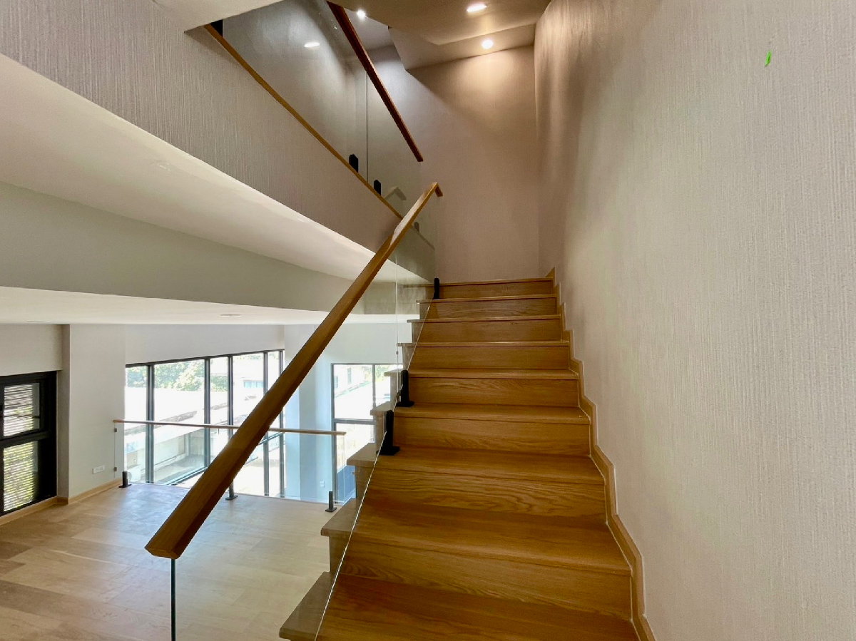 รูป ให้เช่า Home Office หรู 4.5 ชั้น โครงการ Sage Thonglor | พร้อมลิฟต์และสระว่ายน้ำส่วนตัว | ทำเลทองหล่อ 25 ใจกลางเมือง - รูปที่ 30/44