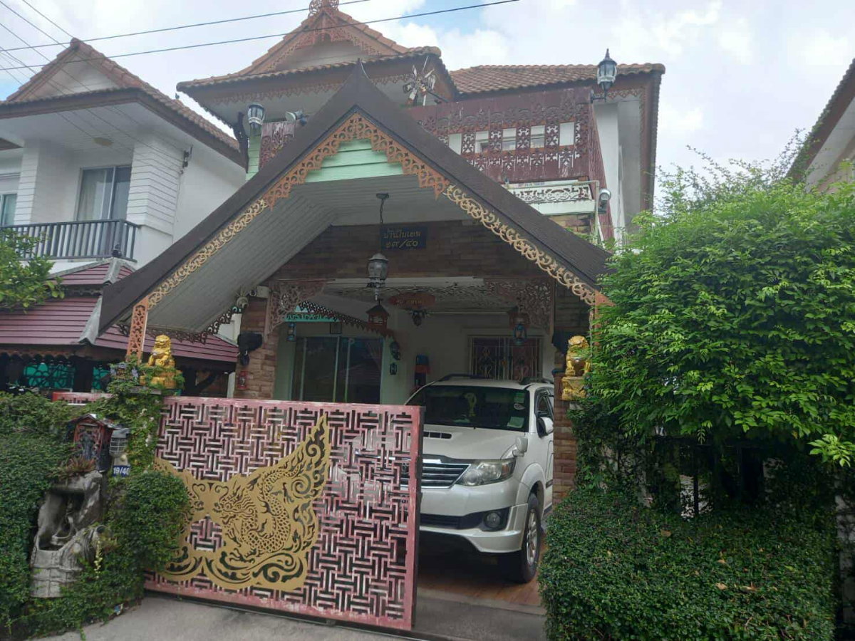 รูป (289AGEV)ขายบ้านแฝด บางแค ราคาดี ใกล้เดอะมอลล์บางแค | หมู่บ้านปารวีร์  (กาญจนาซอย 3) | 2.89 ล้าน เหมาะทั้งอยู่อาศัยและลงทุน - รูปที่ 1/6