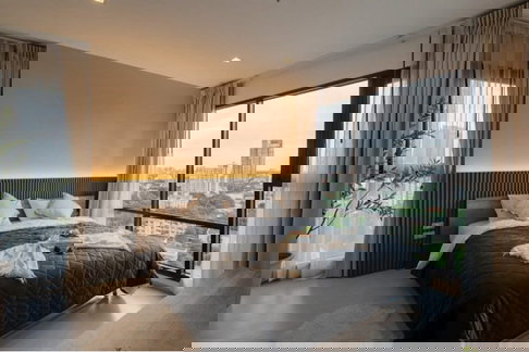 ขาย – Rhythm Sukhumvit 36-38 ✨ Yield ประมาณ 6% ห้องมุม ชั้นสูง 📍 ใกล้ BTS ทองหล่อ เพียง 300 เมตร