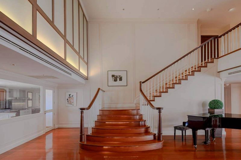 รูป #ขาย "Rare Item" คอนโด Las Colinas Duplex Penthouse ใจกลางอโศก | Size 698.47 Sqm. | 5 Beds | ชั้นบนสุด Build-in ครบพร้อมเข้าอยู่ - รูปที่ 10/16