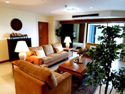 Condos for sale : LTH7229 – Fifty-Fifth Condominium FOR SALE 3 beds 3 baths size 170 Sq.M. Near BTS Thonglor station ONLY 18.8 MB