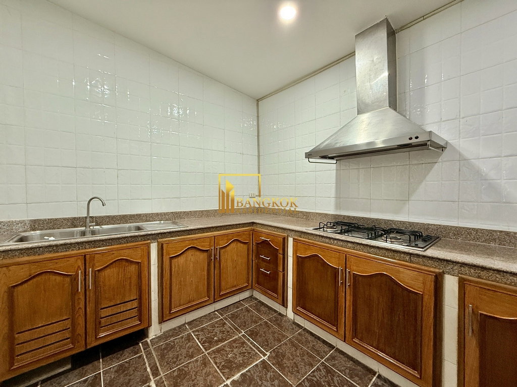 picture Baan Klang Krung Thonglor | Charming 4 Bedroom Townhouse - BR8694TH - 7/46