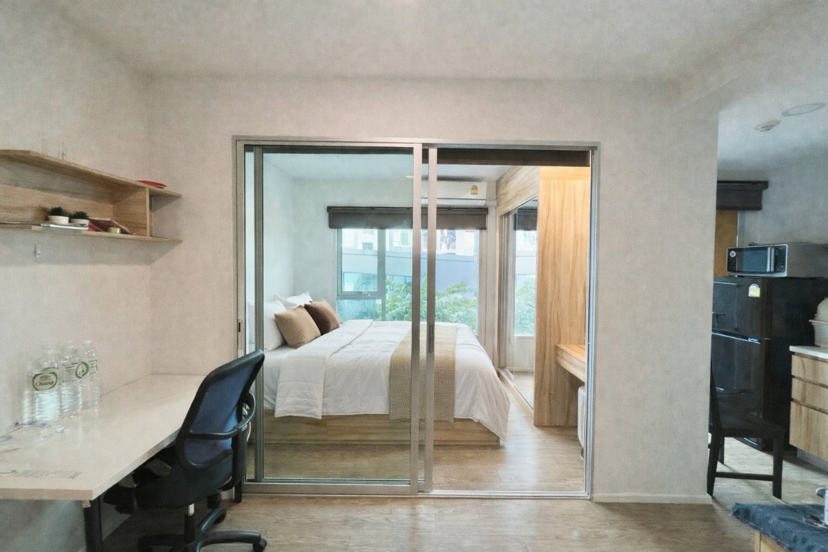 รูป ‼️ห้องใหญ่ราคาพิเศษ 8500.-‼️🏙️🌈แฮปปี้ คอนโด ดอนเมือง ✅ขนาด 28 ตรม🏙️ วิวสระ 📲ติดต่อโทร/ไลน์ 099-289-1569 - รูปที่ 2/8