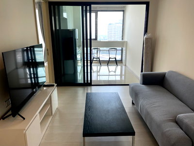 Condos for sale : FQ Condo for Sale with Tenant: Rhythm Sukhumvit 42, Price 8,000,000 THB [YCs260304]