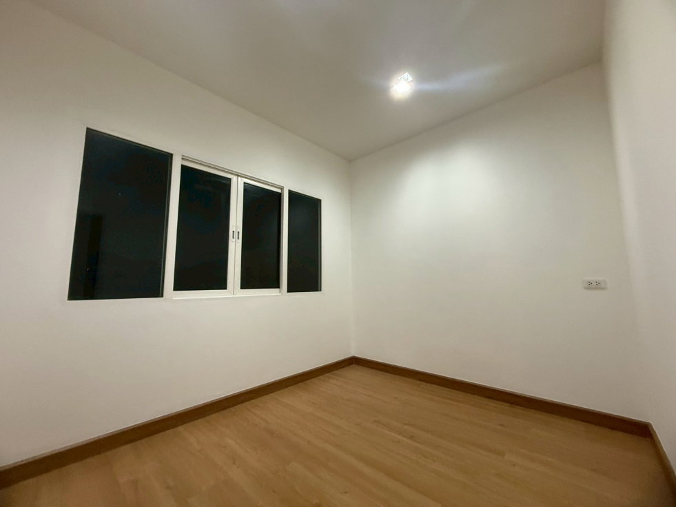 รูป ขายบ้านเดี่ยว หมู่บ้าน Golden Neo (โกลเด้นนีโอ อ่อนนุช พัฒนาการ) - รูปที่ 11/25