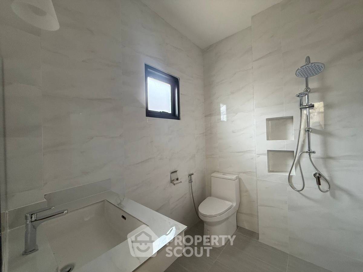 รูป วิลล่า 3-ห้องนอน ใน ปากน้ำปราณ (ID 2757434) - รูปที่ 14/18