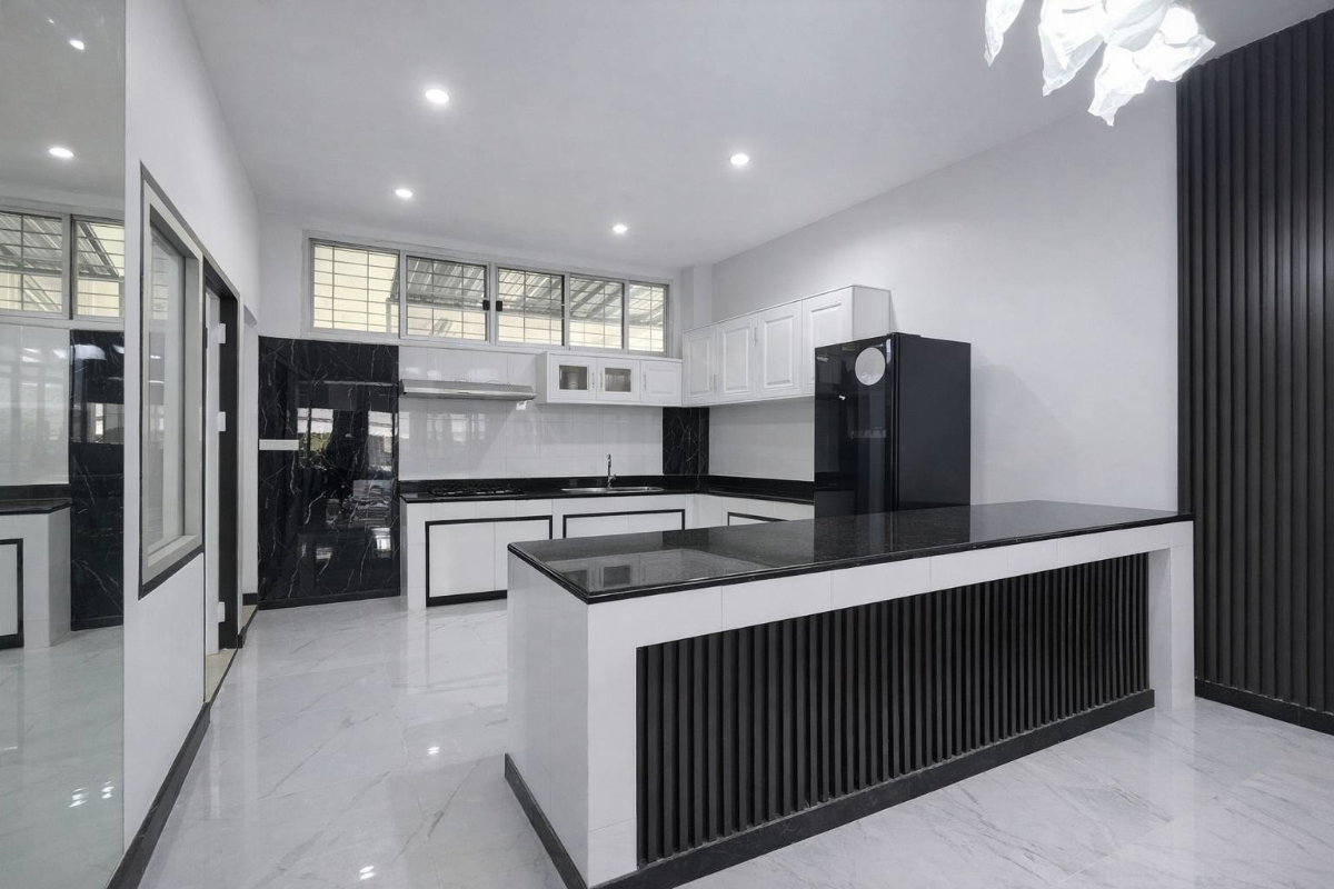 รูป ทาวน์เฮ้าส์ให้เช่า ใกล้สถานีรถไฟฟ้า ทองหล่อ - รูปที่ 2/25