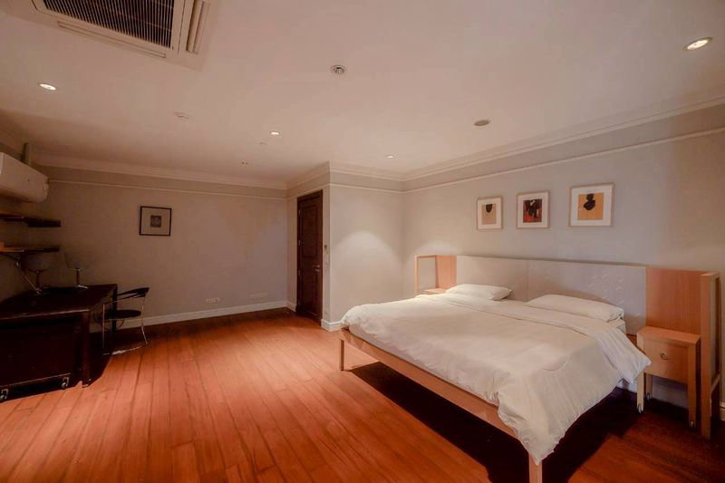 รูป #ขาย "Rare Item" คอนโด Las Colinas Duplex Penthouse ใจกลางอโศก | Size 698.47 Sqm. | 5 Beds | ชั้นบนสุด Build-in ครบพร้อมเข้าอยู่ - รูปที่ 6/16