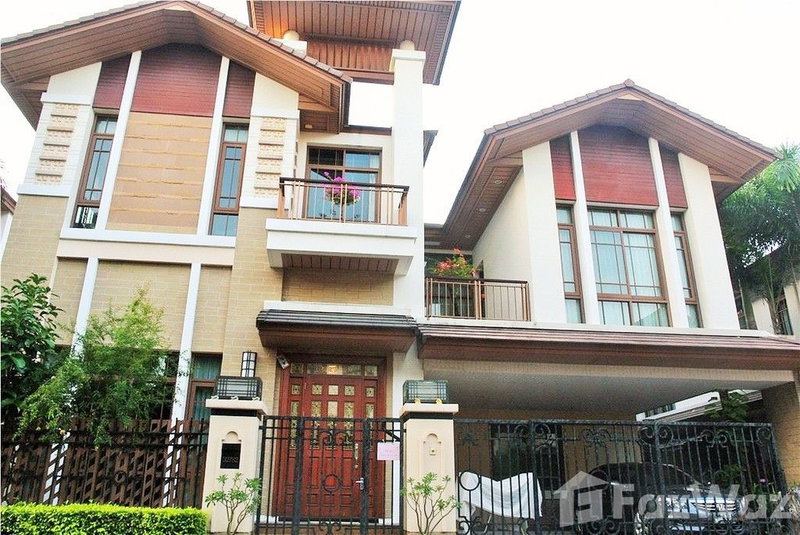 บ้านเดี่ยวให้เช่า : บ้านเดี่ยวให้เช่า 4 ห้องนอน ในโครงการ บ้านแสนสิริ สุขุมวิท 67 166059