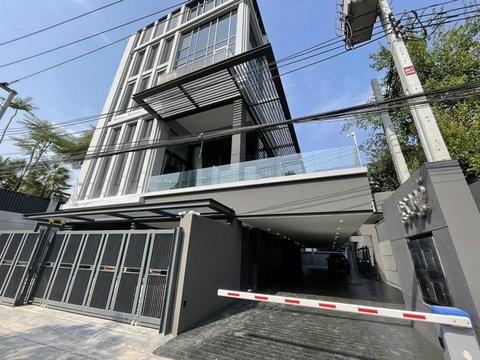 HR3340 FOR RENT Ultra-Luxury House @Sage Thonglor 25 บ้านเดี่ยว 4.5 ชั้น ระดับพรีเมียม พร้อมลิฟต์ส่วนตัวและสระว่ายน้ำใจกลางทองหล่อ