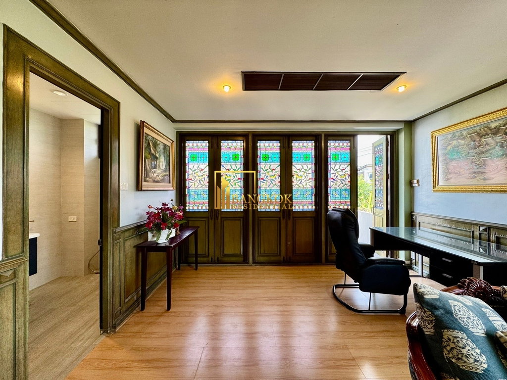 รูป Baan Suan Kasemsuwan | Impressive 3 Bed Townhouse For Rent - BR8860TH - รูปที่ 13/44