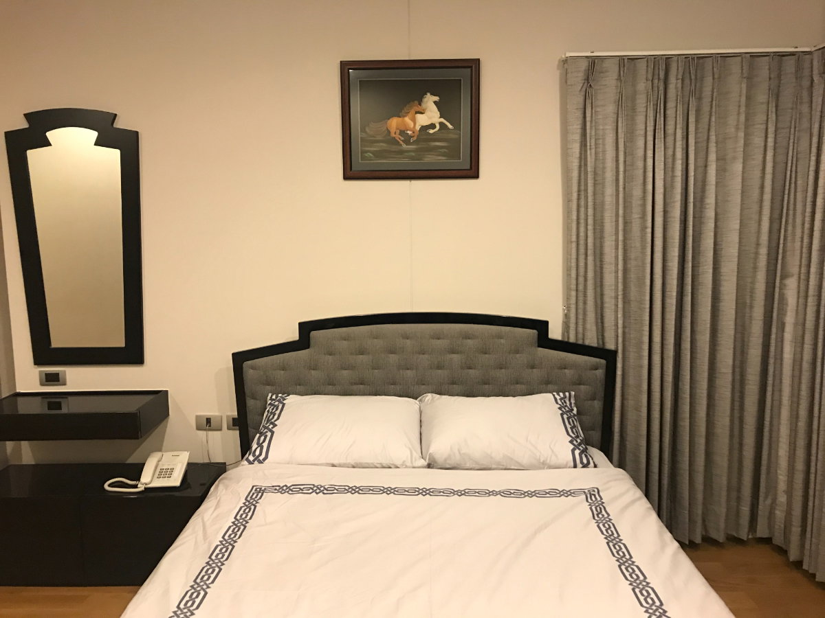picture Condo for Rent: The Crest Sukhumvit 34 (S03-2661) - 1/8