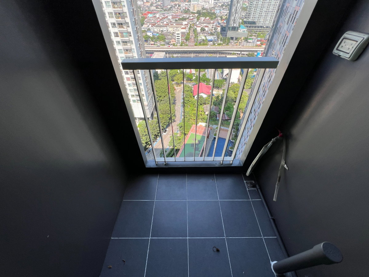 รูป BG 3445 : แอสปาย สาทร - ตากสิน (คอปเปอร์โซน) - รูปที่ 13/14