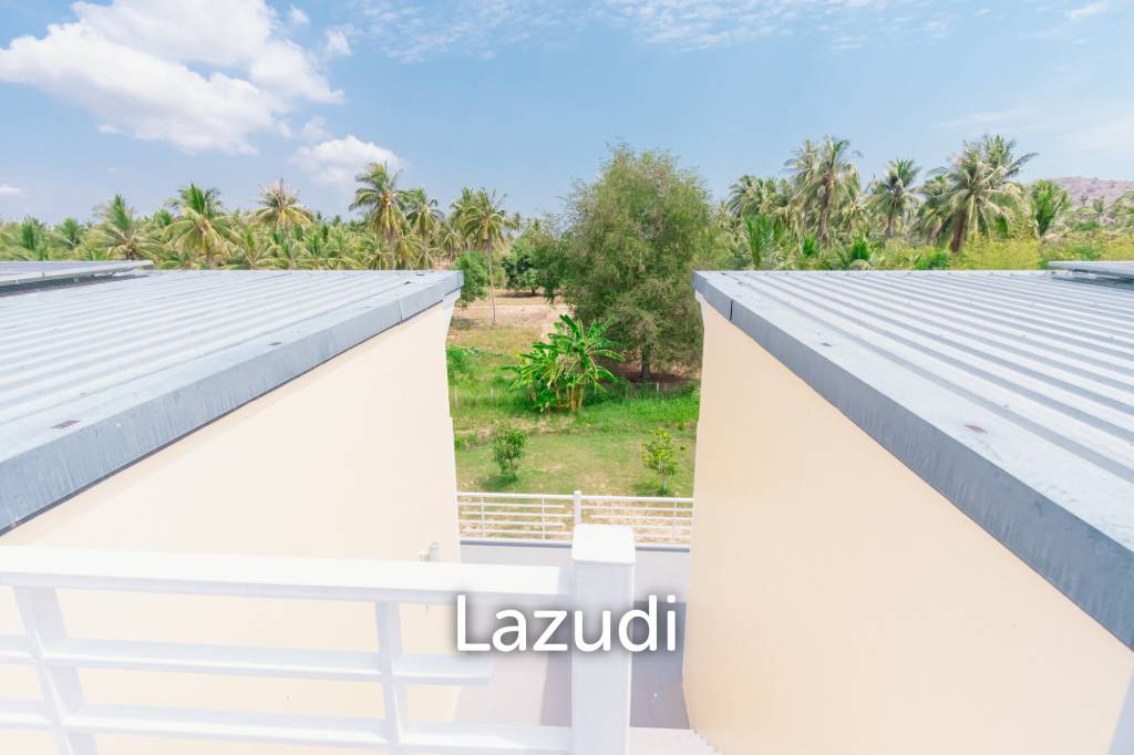picture MODERN LOFT-STYLE CONTAINER HOME : 4 bed on large plot 2 rai - 29/46