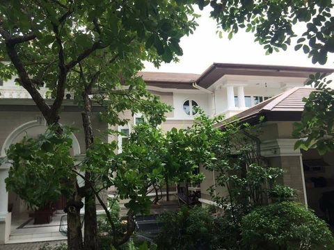 LTH7038 – Single House FOR SALE at Ram Intra km2 4 beds 5 baths 250 sq.Wah. Near BTS Ari station ONLY 80 MB