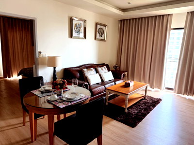 Condos for rent : For rent at Noble Refine, a very beautiful and cozy room, fully furnished at the best price. Code: DS2574 | Line: @Dstay