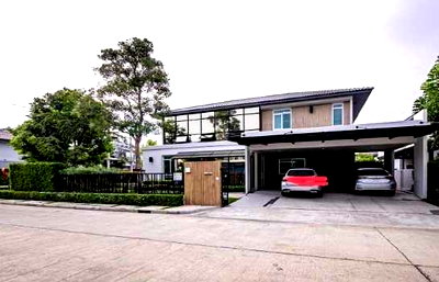 Houses for sale : Single house for sale in Mandana Westgate Village, Nonthaburi. 330 sq.m., 107 sq.wa., 4 bedrooms, 6 bathrooms. Near Central Westgate.
