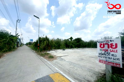 ที่ดิน บางกรวย นนทบุรี : ขายที่ดิน 51 ตรว. ศาลากลาง บางกรวย นนทบุรี ถมแล้ว แปลงสวย ราคาถูก