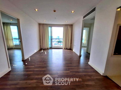 Condos for sale : 2-BR Condo at The Room Sathorn-Taksin near BTS Pho Nimit (ID 2381320)