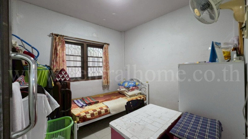 รูป บ้านเดี่ยว 2 หลัง 53.3 ตารางวา ซอยเทิดราชัน 33 - รูปที่ 9/20