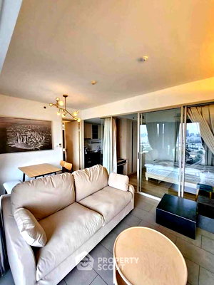 Condos for sale : 2-BR Condo at Siamese Ratchakru near BTS Sanam Pao (ID 2485971)