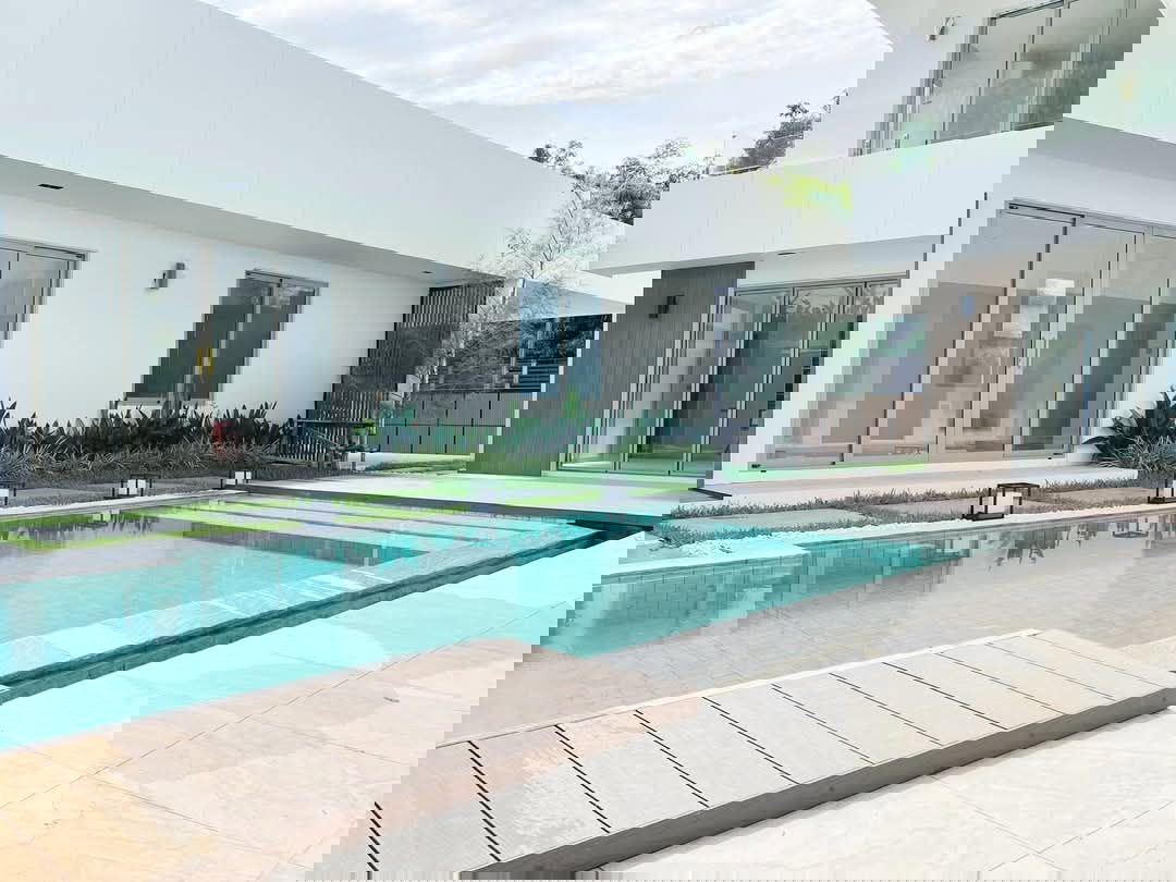 รูป พูลวิลล่าหรู พร้อมบิ้วท์อินทั้งหลัง ใกล้เมืองภูเก็ต - รูปที่ 45/47