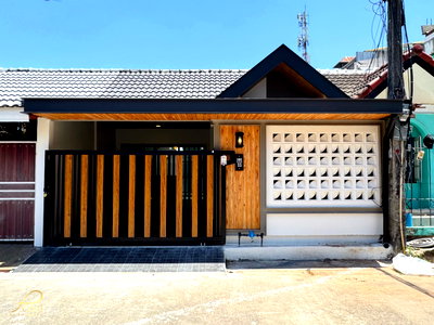 ทาวน์โฮม เมืองภูเก็ต ภูเก็ต : หลุดจอง ! ทาวน์เฮาส์รีโนเวทใหม่ บนทำเลบายพาส หมู่บ้านอิรวดี บายพาส (ซอย13) รีโนเวทและต่อเติมใหม่หลัง