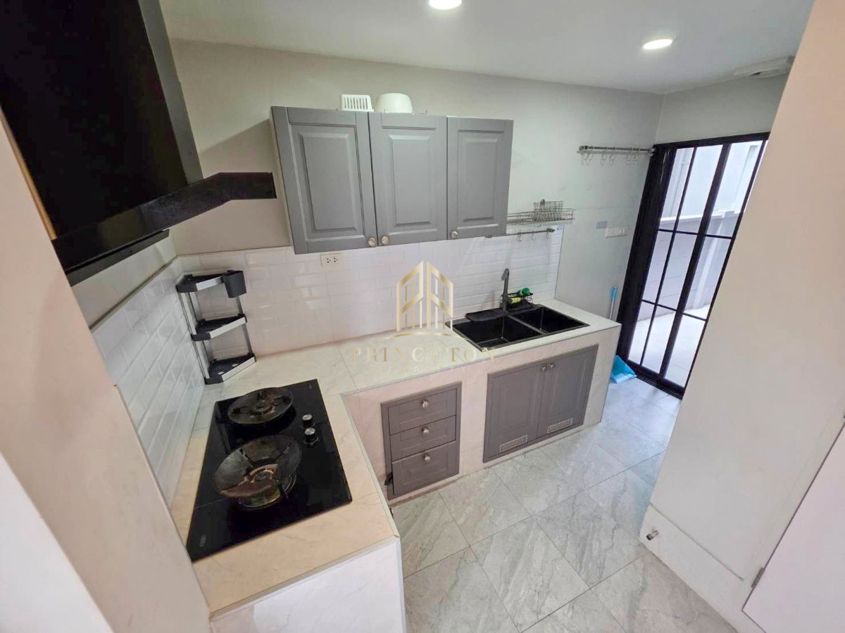 รูป บ้านเดี่ยว 2 ชั้น สไตล์ Modern Luxury เซนโทร บางนา - รูปที่ 13/14