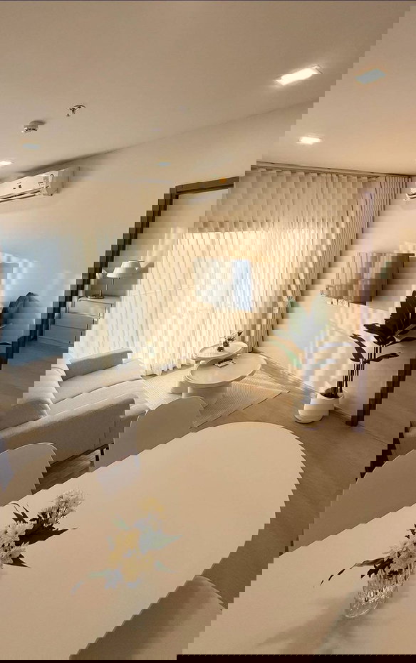 รูป Life Phahon-Ladprao ไลฟ์ พหล ลาดพร้าว ให้เช่า 1 นอน 1 น้ำเพียง 24,000 บาท 35 ตรม Renovate ใหม่ Line : @apopplace - รูปที่ 1/19