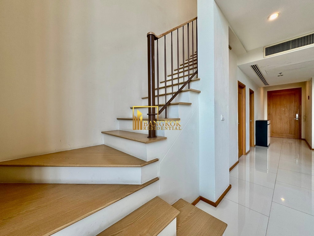 รูป Emporio Place | Contemporary 2 Bed Duplex Condo For Rent in Phrom Phong -  BR12468CD - รูปที่ 10/37