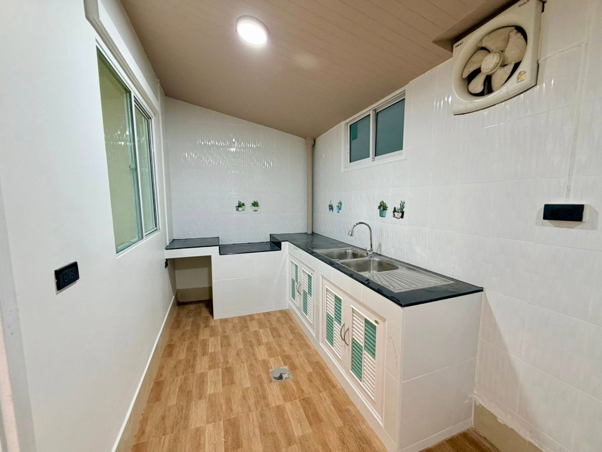 รูป 🏡✨ ทาวน์เฮ้าส์ 2 ชั้น สามกอง รีโนเวทใหม่ ทำเลดี น่าอยู่มาก 💥 - รูปที่ 13/16